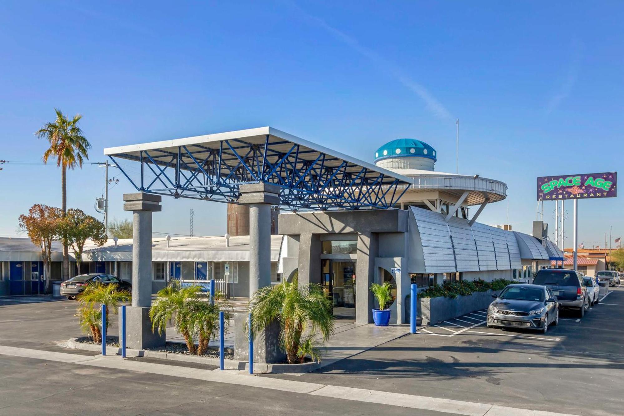 Best Western Space Age Lodge Gila Bend Exterior photo