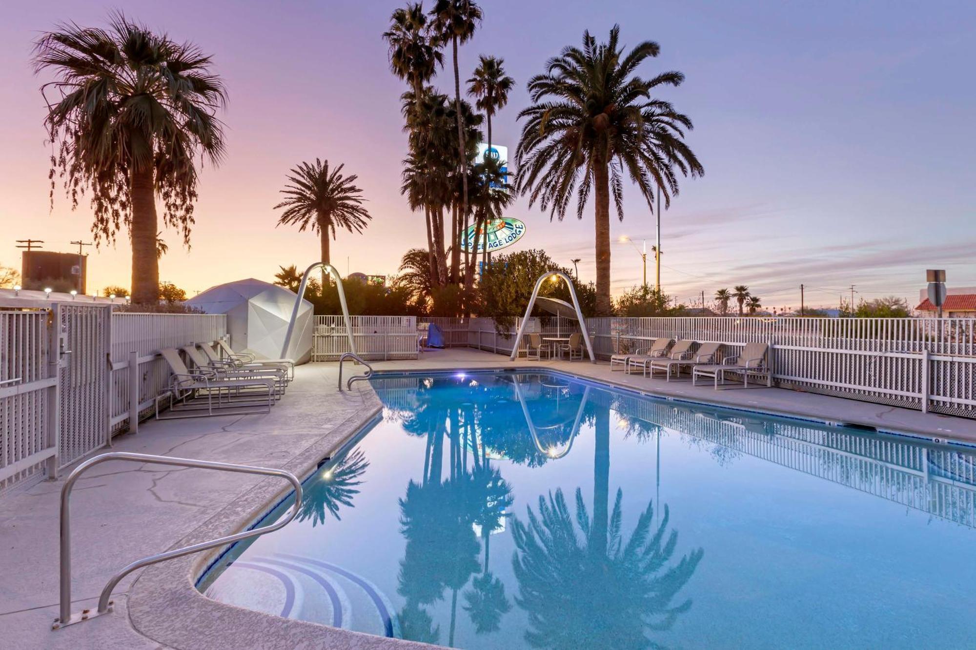 Best Western Space Age Lodge Gila Bend Exterior photo